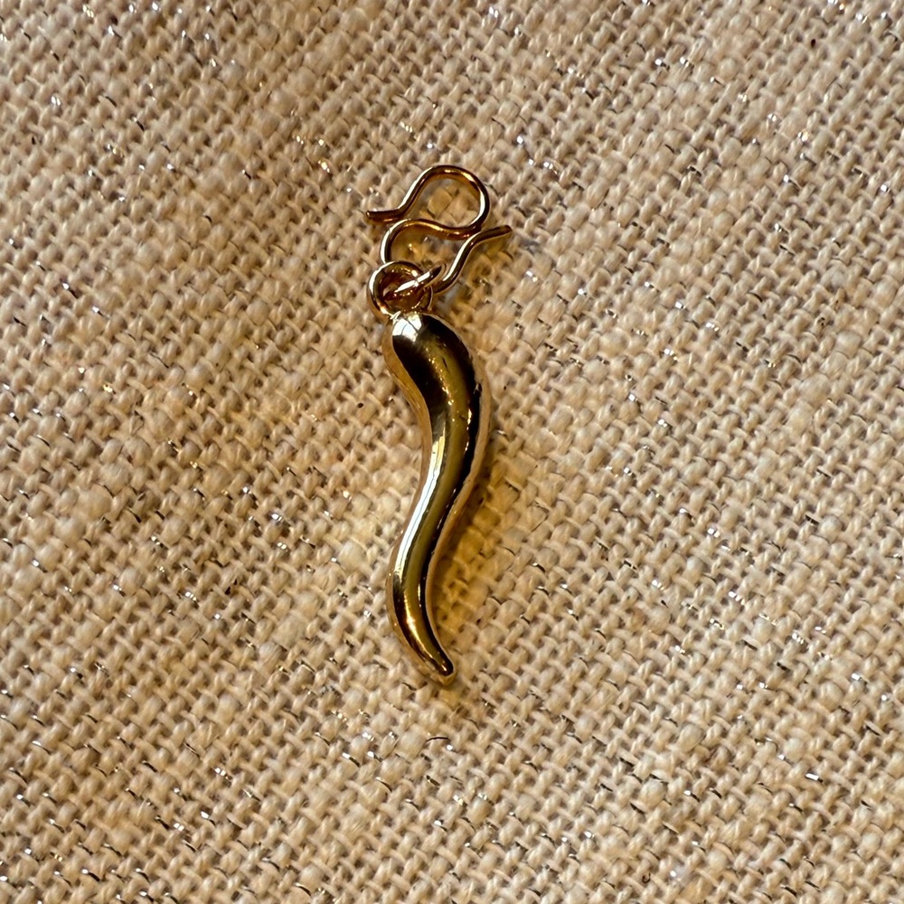 EFFY ITALIAN HORN CHARM NWOT